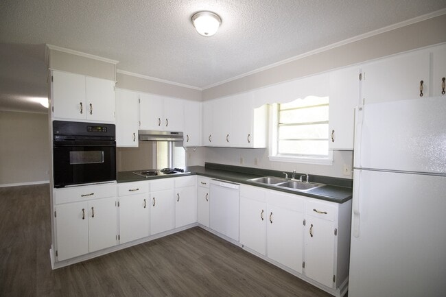 Building Photo - 217 Allenwood Dr