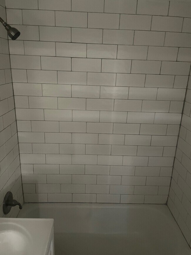 Building Photo - 5102 Academy St