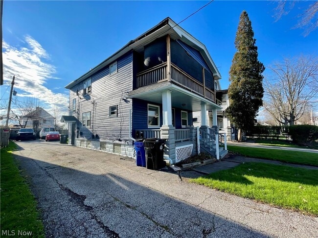 Building Photo - 4032 E 142nd St