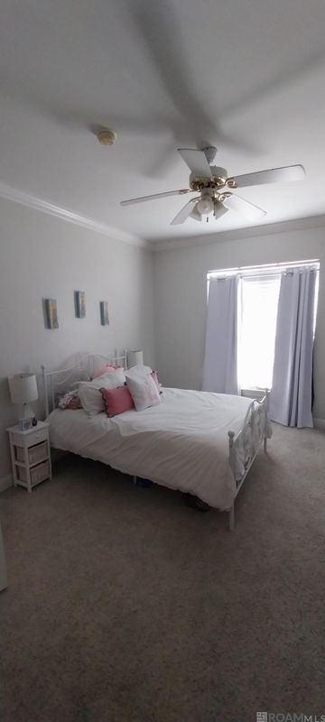 Building Photo - 710 E Boyd Dr