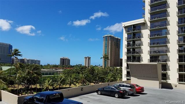 Building Photo - 1925 Kalakaua Ave