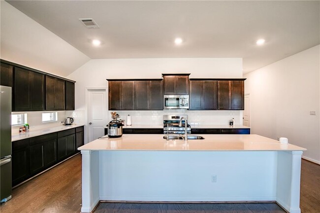 Building Photo - 149 Coronella Dr
