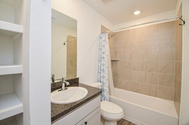 Building Photo - 5427 Magnolia Heath Ln