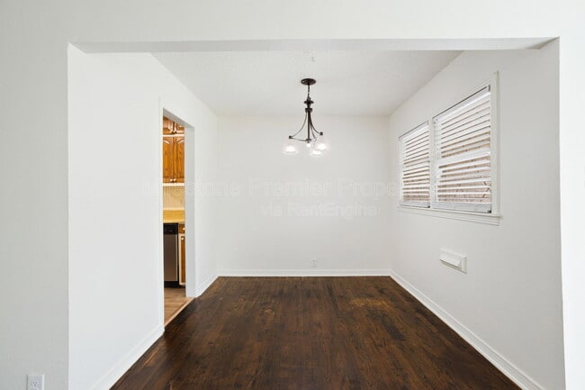 Building Photo - 1512 N Highland Ave