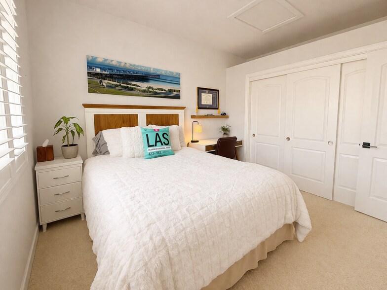 Building Photo - 7629 Valley Green Dr