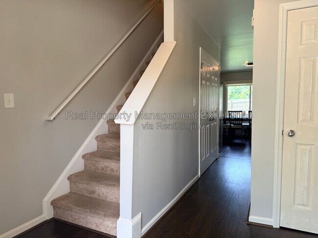 Building Photo - 3446 Ferdilah Ln