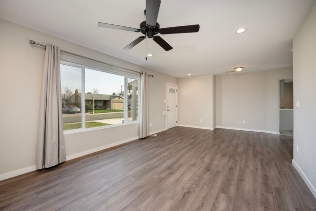 Building Photo - 4928 Carmen Wy