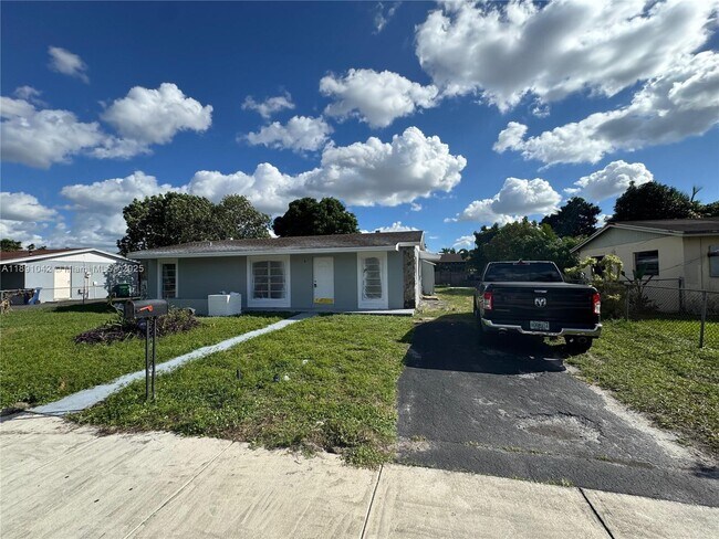 Primary Photo - 4254 NW 201st St
