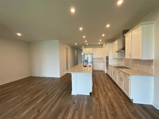 Building Photo - 3220 Canna Lily Pl