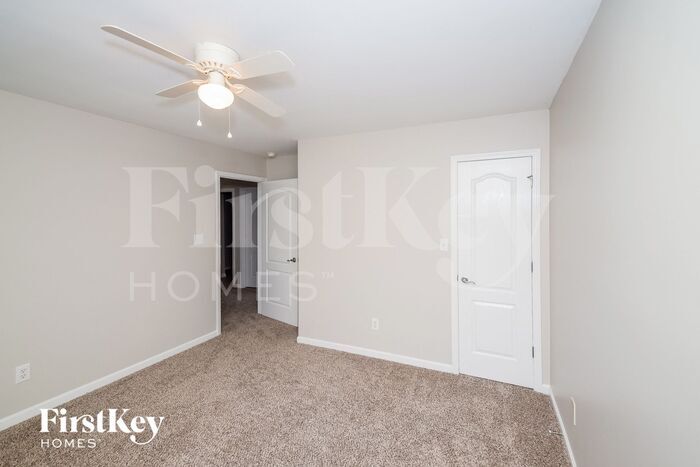 Building Photo - 8043 Mary Alice Way