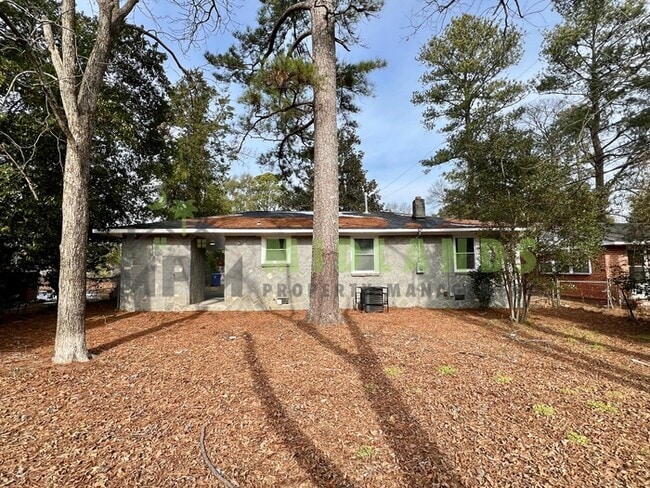 Building Photo - 6811 Doby Dr