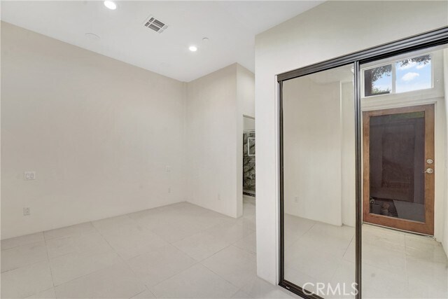 Building Photo - 3945 Evadale Dr