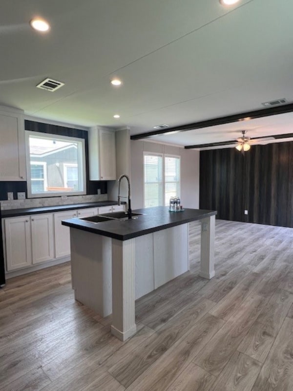 Building Photo - 15803 S Flores St