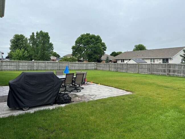 Building Photo - 1234 S 9th St