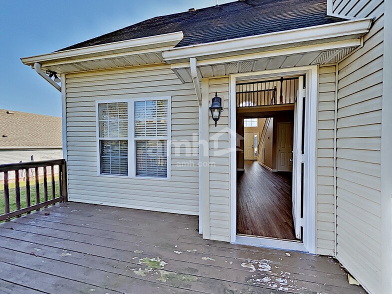 Building Photo - 1150 Rock Ledge Pass