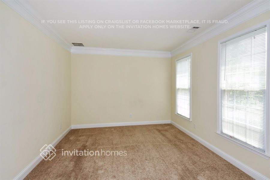 Building Photo - 620 Jefferson Pl
