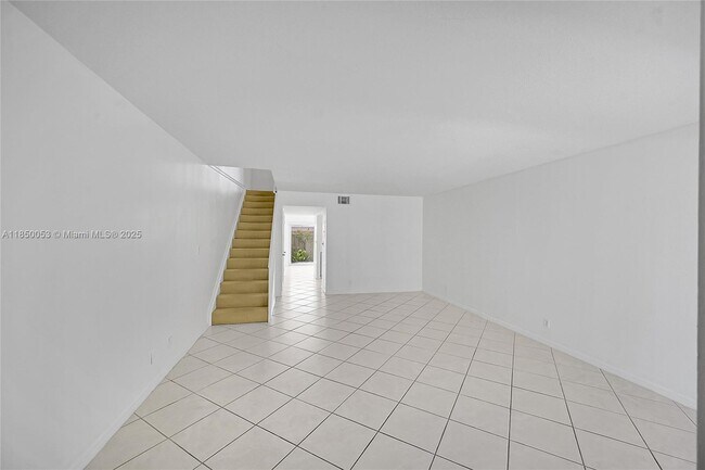 Building Photo - 5555 N Ocean Blvd