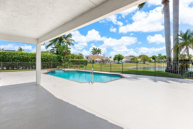 Building Photo - 20321 Hacienda Ct