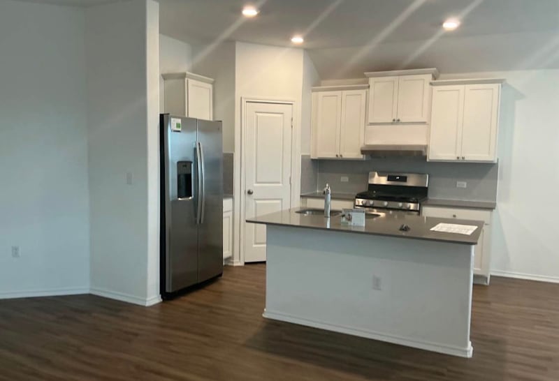 Building Photo - 146 Grissom Dr