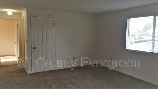 Building Photo - ***MOVE-IN SPECIAL***2250 I St NE