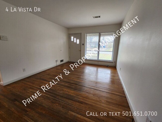 Building Photo - 4 La Vista Dr