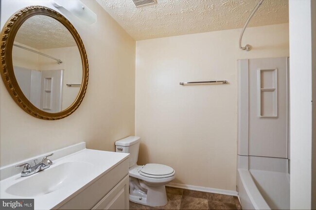 Building Photo - 11504 Ivy Bush Ct