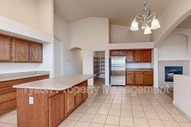 Building Photo - 8116 Long Mesa Pl NW