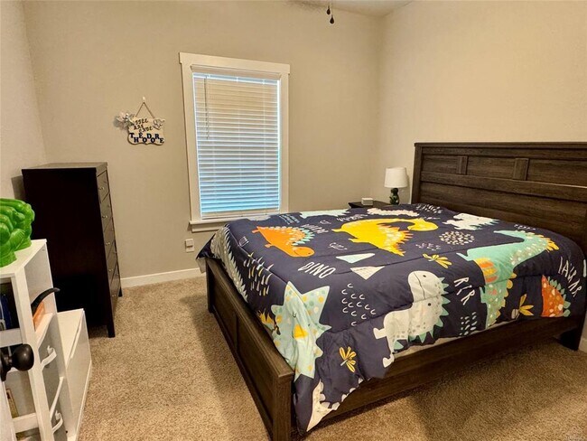 Building Photo - 275 Hedgefield Dr