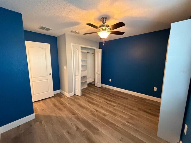 Building Photo - 5637 Water Rose Rd