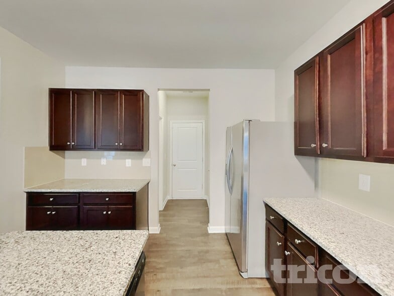 Building Photo - 147 Southwind Ln