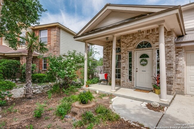 Building Photo - 8227 Maloy Manor