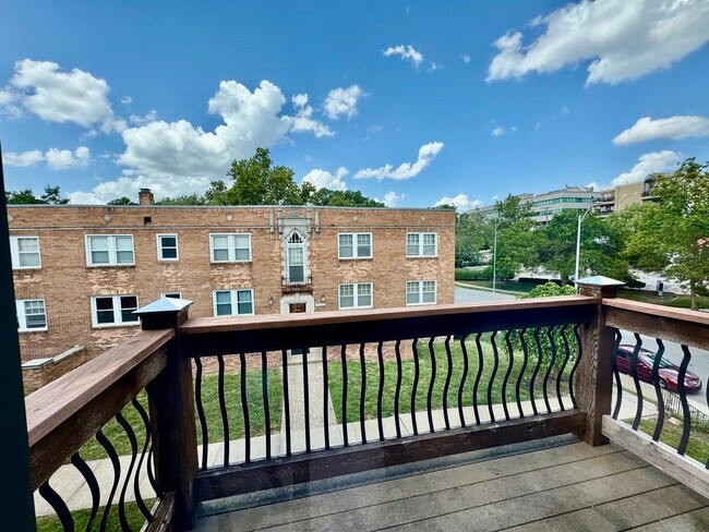 Building Photo - 4540 Jarboe St