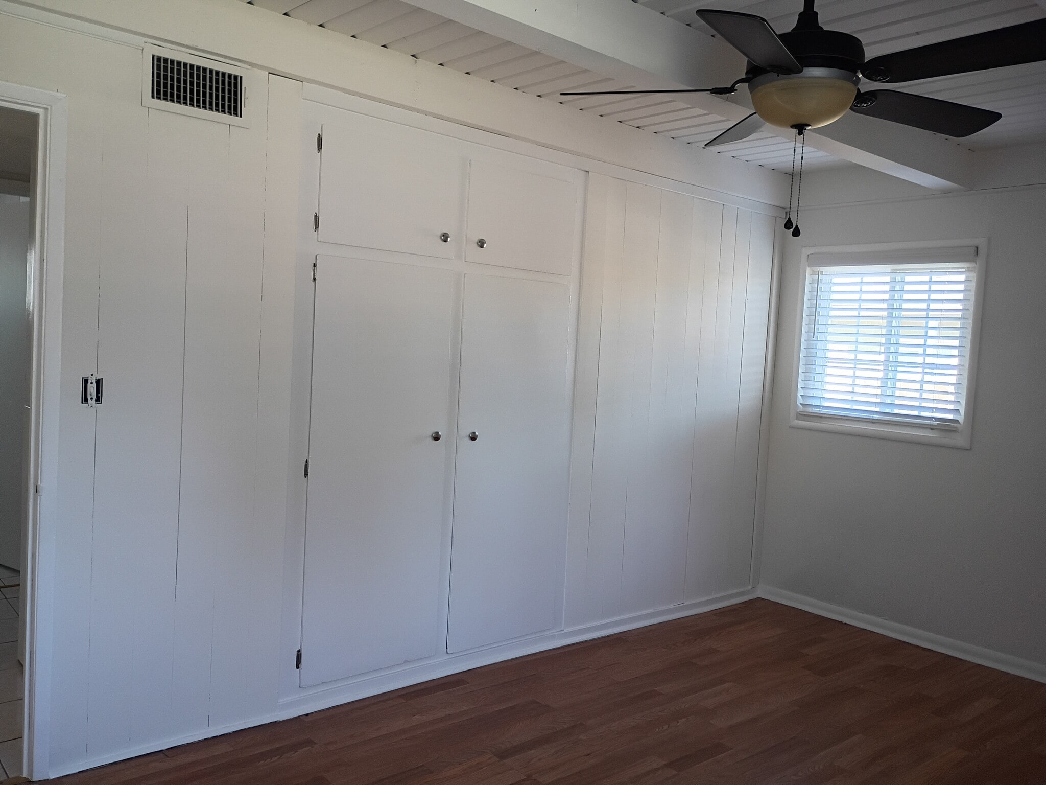 Building Photo - 5605 Layton Dr