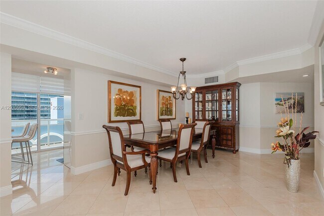 Building Photo - 8855 Collins Ave