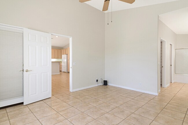 Building Photo - 79851 Carmel Valley Ave