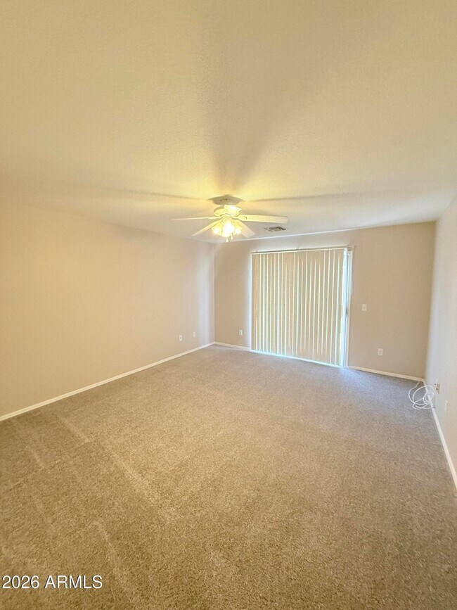 Building Photo - 434 W Fabens Ln