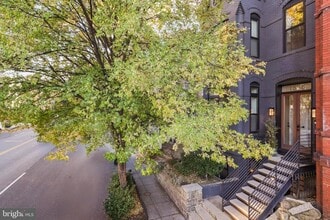 Building Photo - 1526 6th St NW