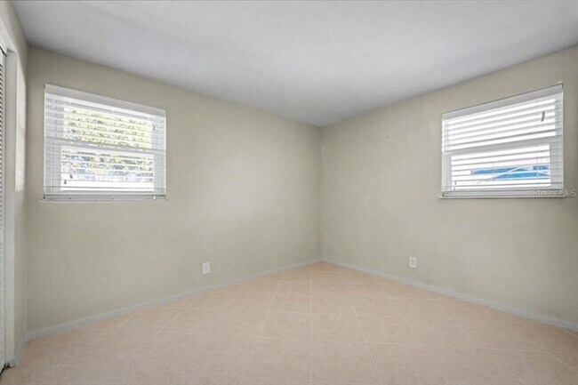 Building Photo - 3 Edmond Ct