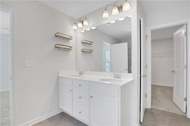 Building Photo - 102 Jaxton St