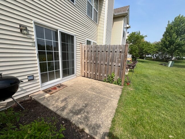 Building Photo - 10520 Thornton Way
