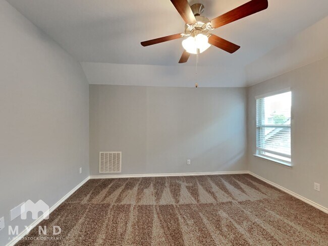 Building Photo - 622 Bassett Hall Rd