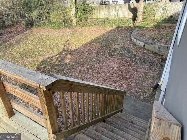 Building Photo - 1545 Gaylor Dr SE