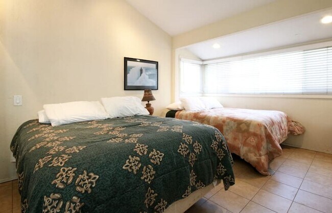 Building Photo - Beach front big duplex. Gustavo Lopez AMSI