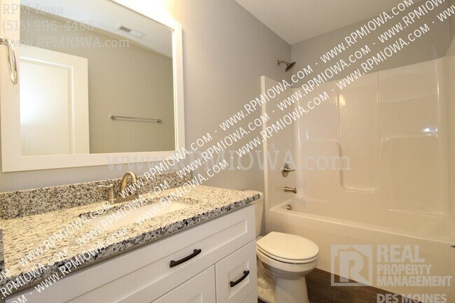 Building Photo - 5374 Destiny Dr