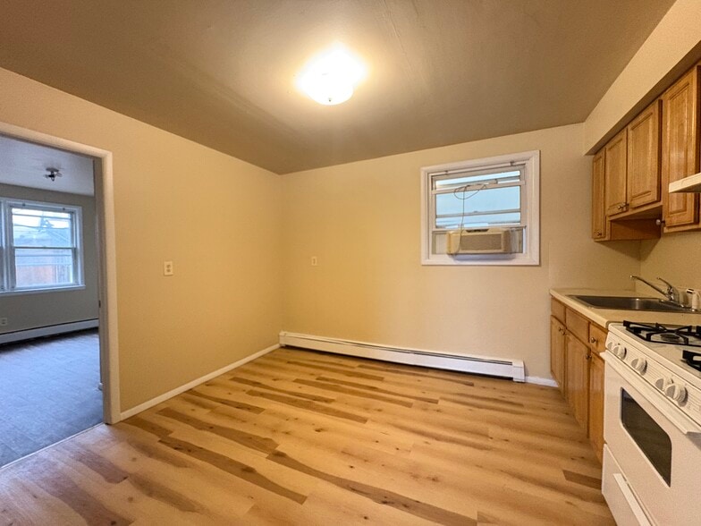 483 Ave A 5 - 485 Avenue A