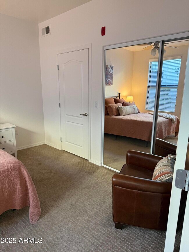 Building Photo - 6900 E Princess Dr