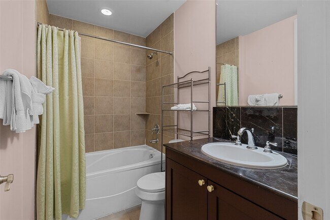 Building Photo - 500 Seawall Blvd