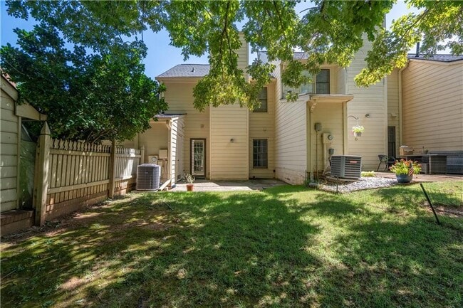 Building Photo - 1271 Whitlock Ridge Dr