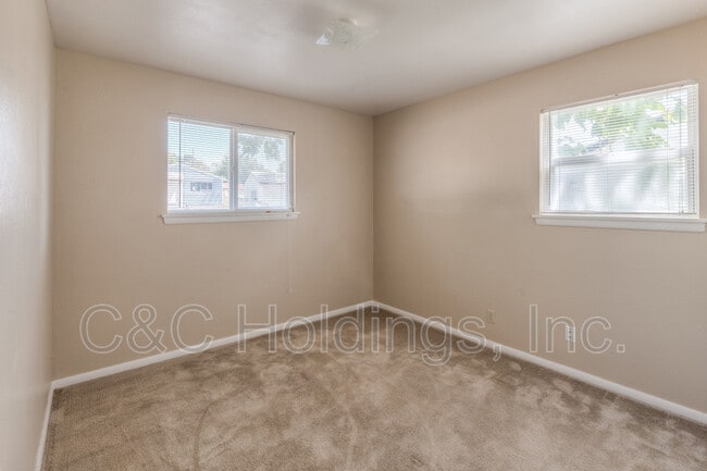 Building Photo - 204 S 197th E Ave