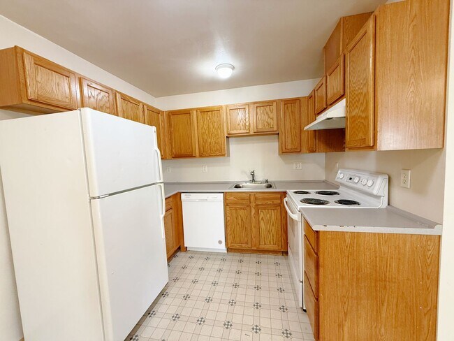 Building Photo - 1842/1844 Valencia St